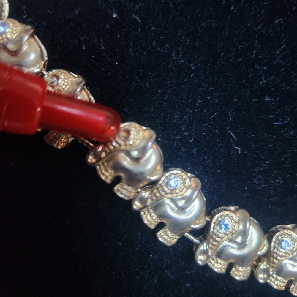 Vintage Gold Tone slider Elephant Link Bracelet with Rhinestone Eyes 7.5 Inch - Picture 5 of 10